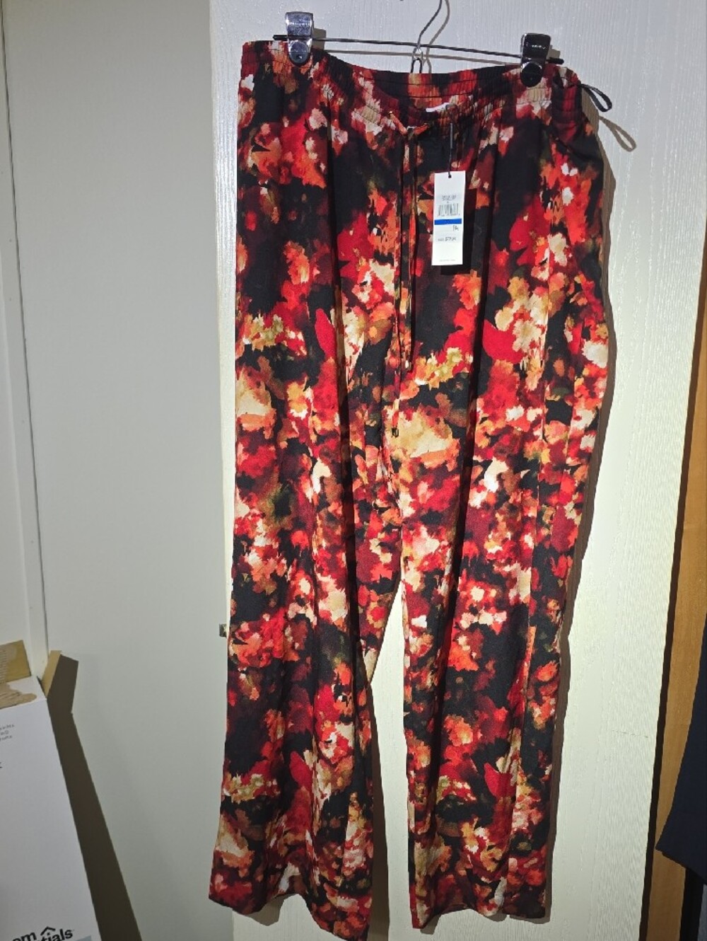 Calvin Klein XL NWT Floral Wide Leg Pants - Picture 3 of 7